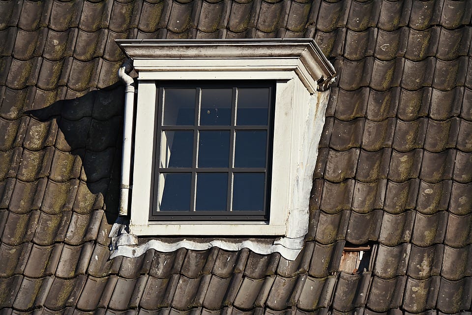 Dirty roof and window